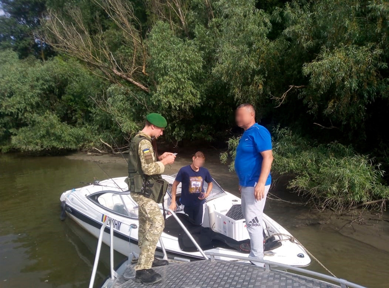 На Дунае задержали румынских рыбаков, нарушивших границу
