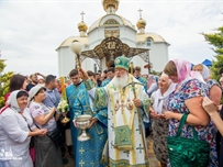 В Мариновке освятили храм в честь Покрова Божией матери Свято-Покровского скита 