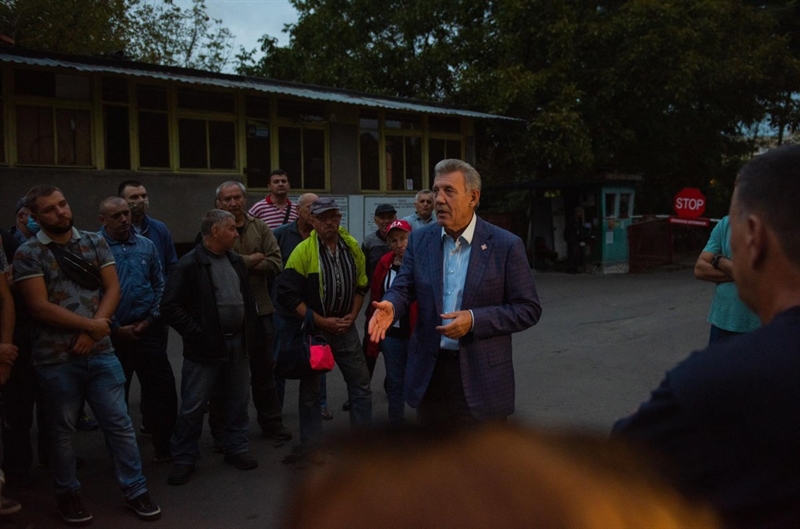 Лидер Украинской морской партии посетил гаражный кооператив в Малиновском районе