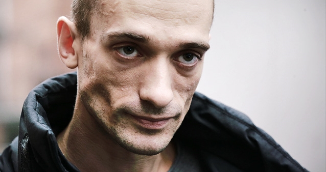 На встрече одесситов с художником-акционистом Павленским произошла драка