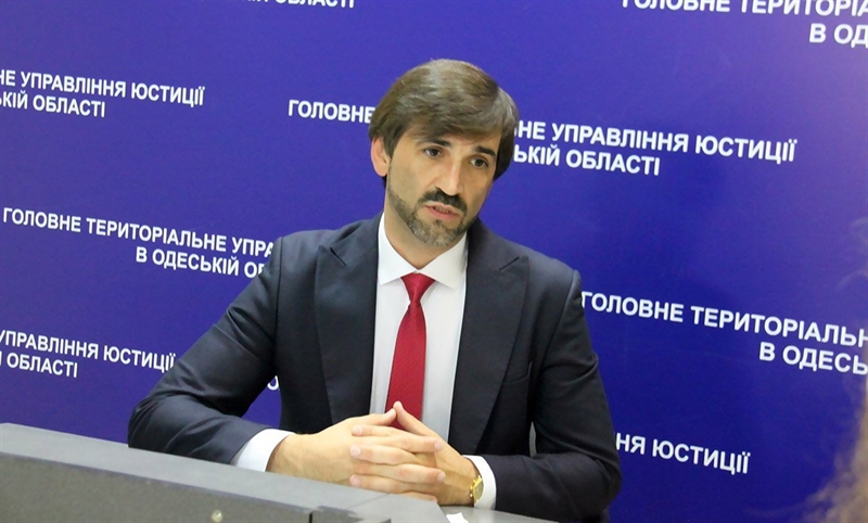 «Взяточники должны сидеть в тюрьме!» – заявил начальник теруправления юстиции в Одесской области Руслан Сауляк