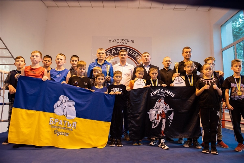 Дети и молодёжь Одессы будут бесплатно заниматься боксом на базе нового клуба «Академия бокса»