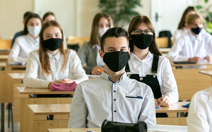 В школах Одесской области запретили проводить выпускные вечера