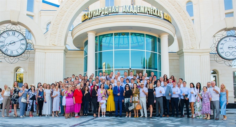 День знаний в Школе будущего: Международная академическая школа «Одесса» открыла свои двери для первых учеников