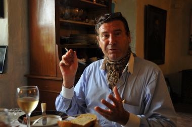 Саакашвили собирает экстренный Совет из-за обыска у французского винодела в Шабо