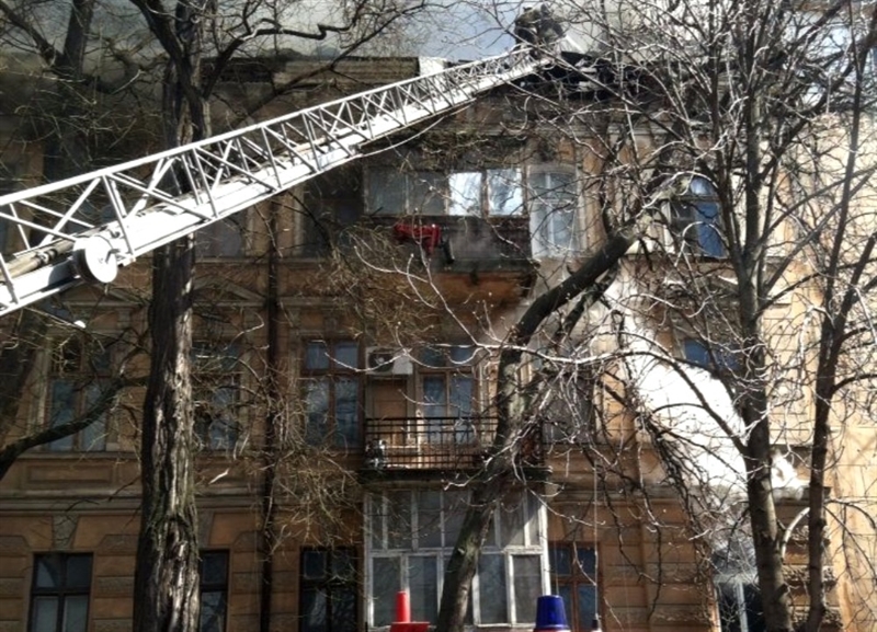 Пожарные назвали предварительную причину пожара на Княжеской 