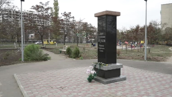 В Одессе у постамента маршалу Жукову нашли «бомбу»