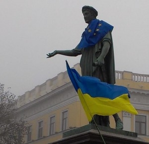 В воскресенье одесситы почтят память погибших Героев Небесной сотни