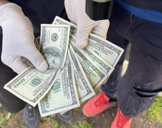 В Одесской области пограничник попался на взятке в размере 600 долларов