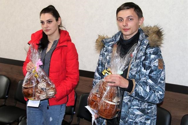 В Одесской области двое детей-сирот получили жилье