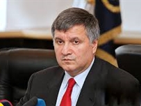 Аваков призвал «Правый сектор» не быть «маргинальными дебилами»