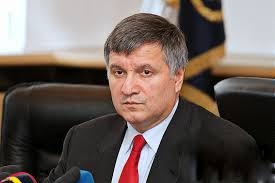 Аваков призвал «Правый сектор» не быть «маргинальными дебилами»