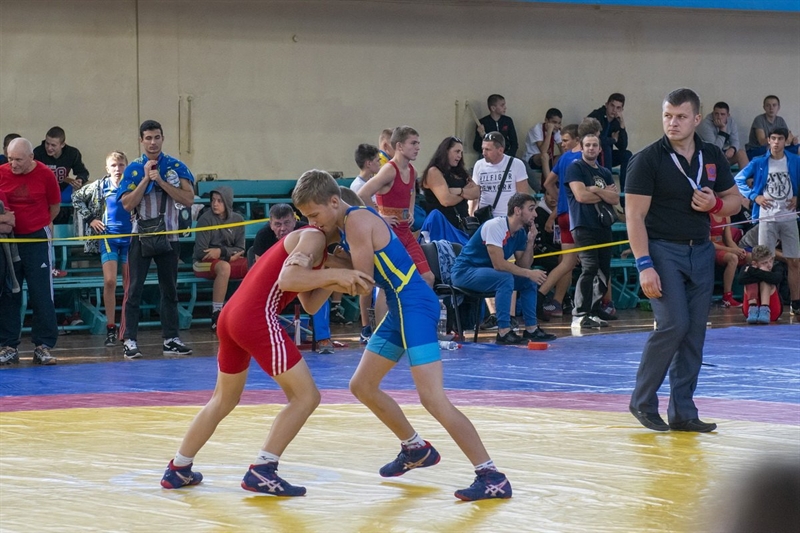Одесса приняла масштабный турнир по греко-римской борьбе среди кадетов