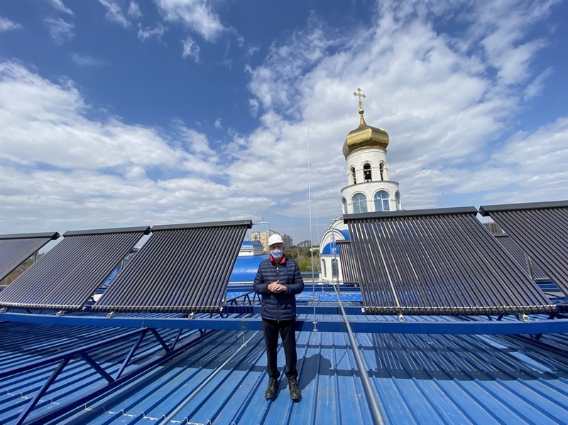 В Международной академической школе «Одесса» установлена самая масштабная в стране гелиосистема солнечных коллекторов 