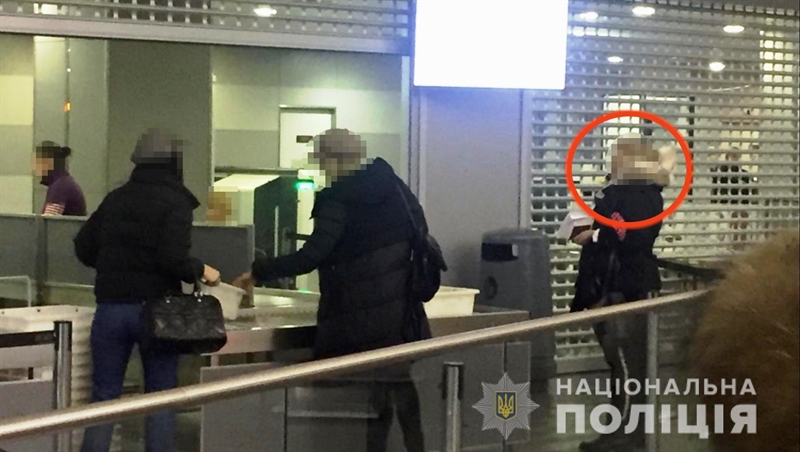 Одесские полицейские задержали вербовщицу проституток