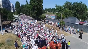 Многотысячное молитвенное шествие в Белгороде-Днестровском