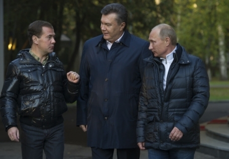 Одесситам придется поголовно получить загранпаспорта