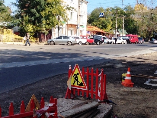 Одесситы жалуются на затянувшийся ремонт дорог