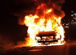 По ночам в Одессе продолжают гореть машины