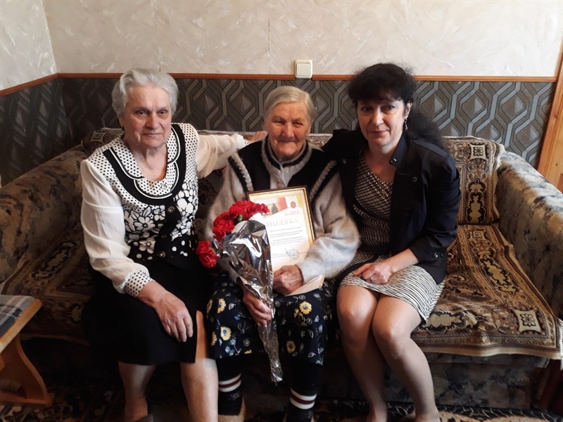 Жительница Малиновского района отметила 100-летний юбилей 