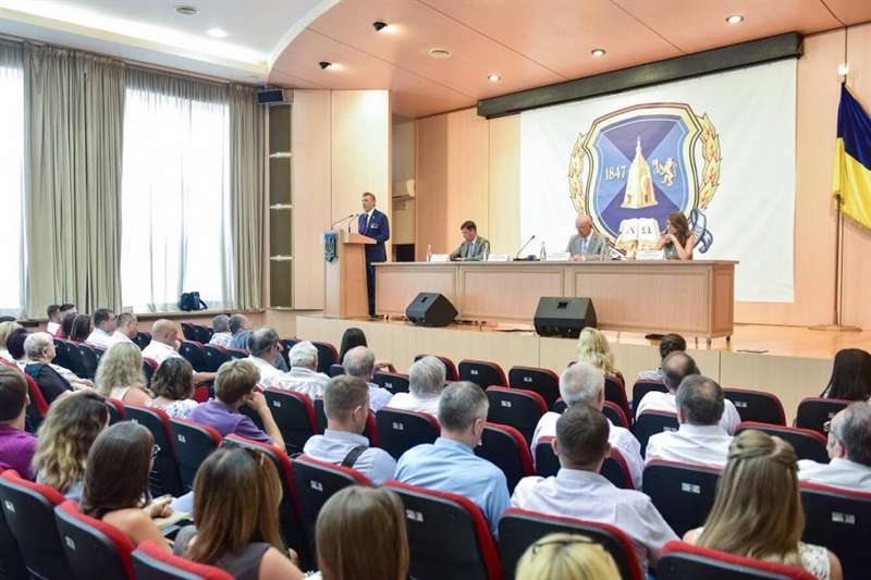 Собрание трудового коллектива Одесской Юракадемии: подведение итогов работы и перспективы на будущее