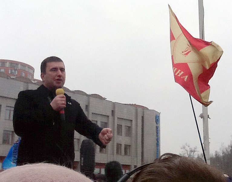 Марков рассказал протестующим о своих планах ФОТО