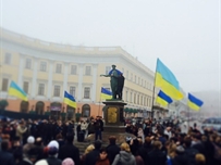 Одесситы об уничтожении Евромайдана: Митинги продолжатся 