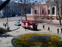 Полиция проверяет здание Одесского горсовета на взрывчатые вещества: сессия прервана