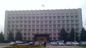 Возле Одесской ОГА  идет подготовка к митингу. Оппозиция опасается провокаций