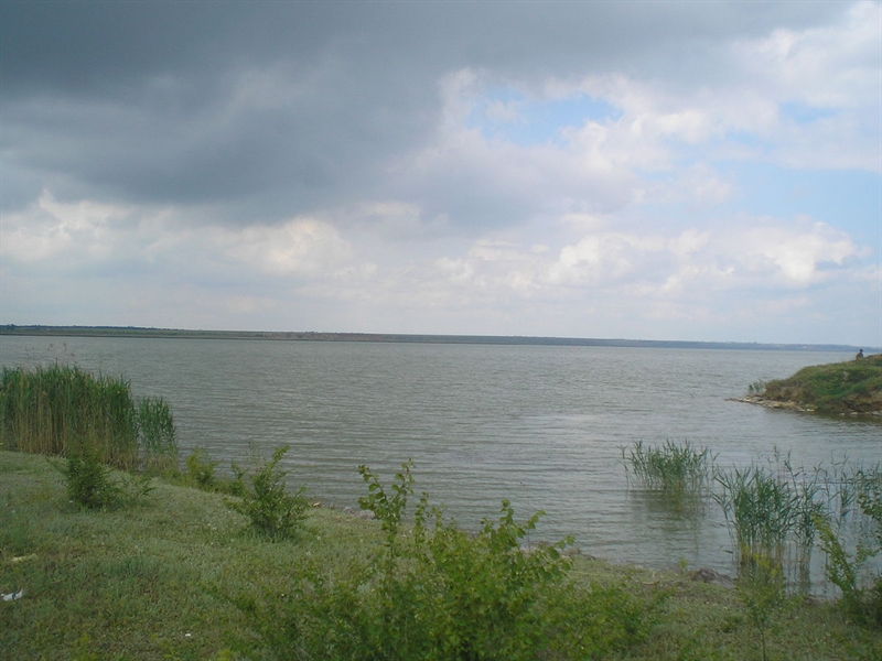 В Одесской области во время рыбалки пропали два рыбака: тело одного из них найдено 