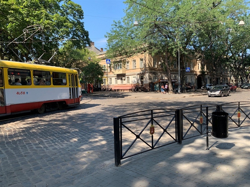 В Приморском районе Одессы завершен капитальный ремонт тротуаров