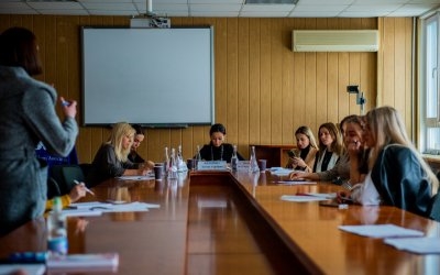 В Одесской Юракадемии прошли правовые дебаты на тему защиты прав женщин 