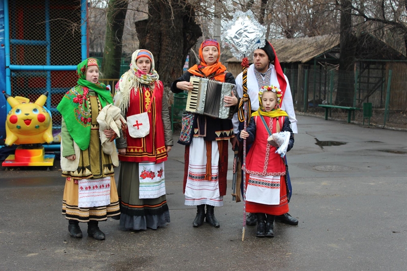 В Одесском зоопарке прошли Рождественские вечерницы: фоторепортаж