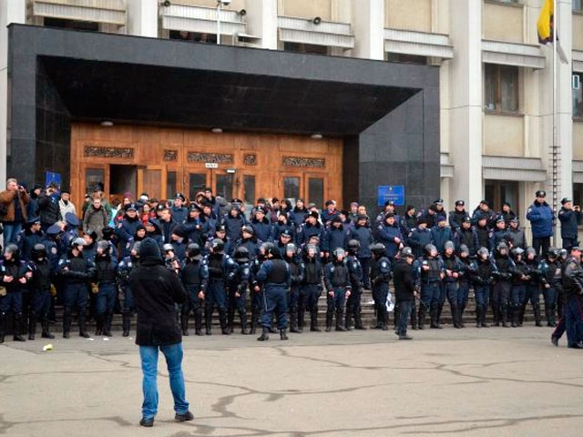 В одесской милиции отрицают участие курсантов в избиении митингующих